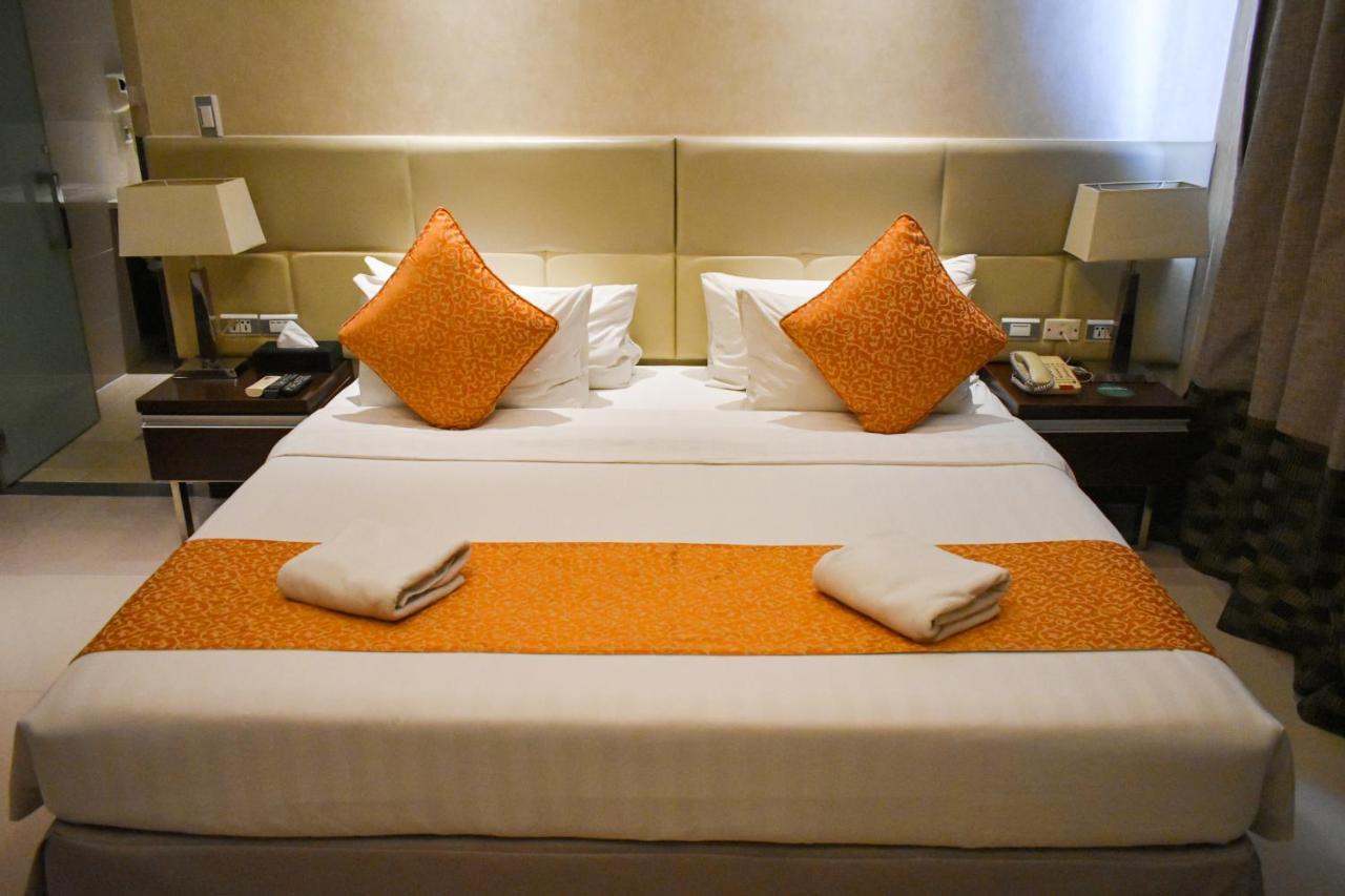 Mg Grand Hotel Олонгапо Экстерьер фото